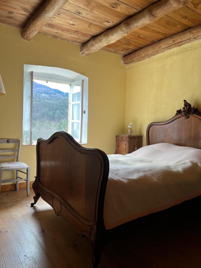 Retour Dans La Passe Villa Roche-en-Regnier Luaran gambar